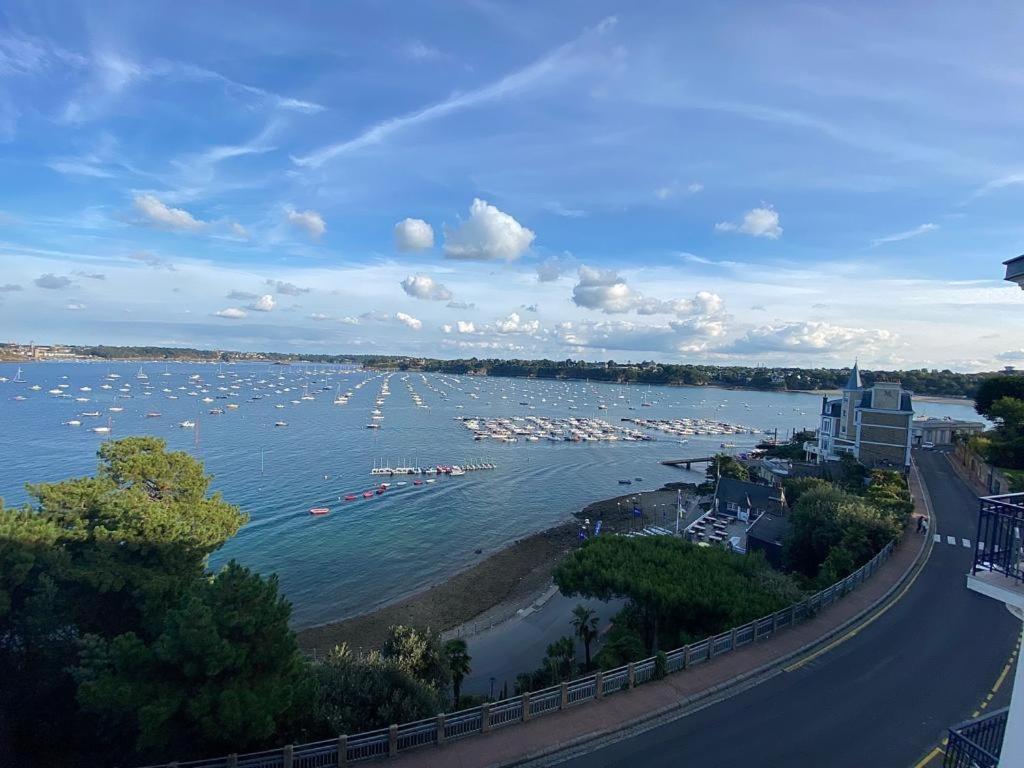 Rosa*Studio *Belle Vue Mer*Dinard* Buitenkant foto